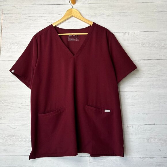 Figs Scrubs Top Womens Size XXL Burgundy Technical Collection Medical Nursing - Picture 1 of 15